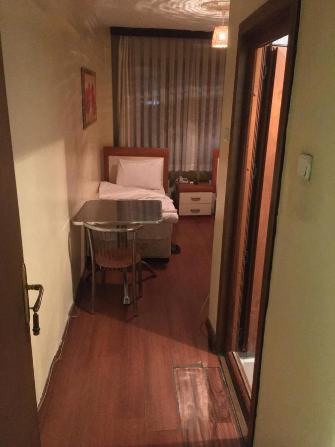 Hotel Surucu イスタンブール エクステリア 写真